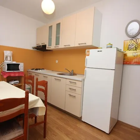 6149b Apartment